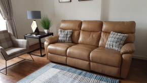 Old Town Edinburgh Apartment close to Castle and Royal Mile